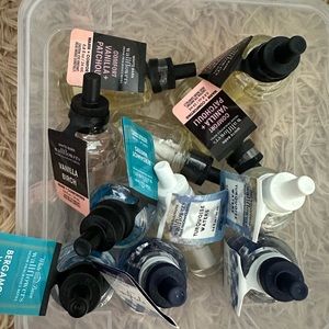 Wallflowers - 11 NWT